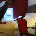 אורחן Hier & Jetzt In *