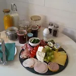 אורחן Hier & Jetzt In מונשאו