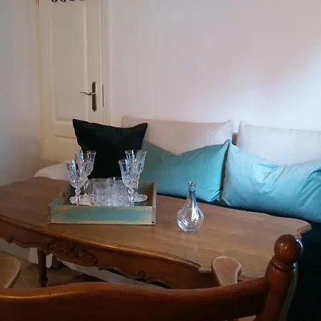 Hier & Jetzt In Monschaus Altstadt Inn