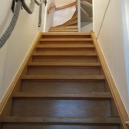 Herberg Hier & Jetzt In *