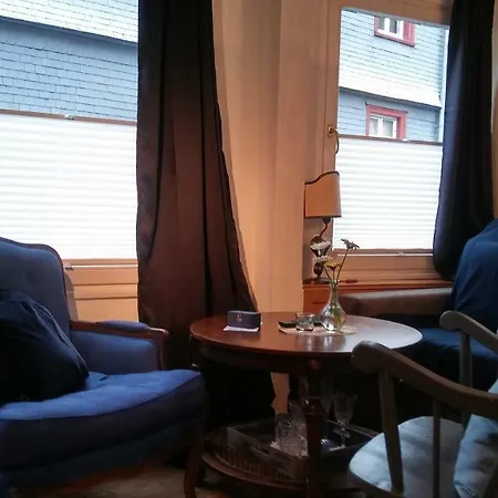 Hier & Jetzt In Monschaus Altstadt Estalagem *